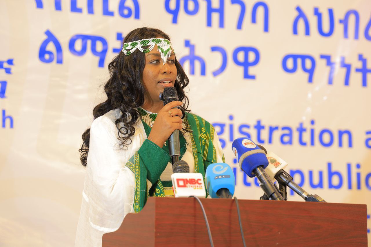 You are currently viewing የሲቪል ምዝገባ ዘመናዊ ማህበረሰብን ለመፍጠር ከፍተኛ አስተዋጽኦ እንደሚያበረክት የኢሚግሽንና የዜግነት አገልግሎት ገለፀ