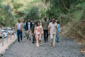 Read more about the article ጠቅላይ ሚኒስትር ዐቢይ አሕመድ (ዶ/ር) የጋራ ሥራችን ኃብቶቻችንን መግለጥ፣ ማሳደግ፣ በኃብቶቹ ላይ በመጨመር ቀጣዩ ትውልድ ችቦውን ተረክቦ እንዲቀጥል መሠረት መጣል ነው ሲሉ ገለጹ