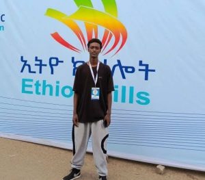 Read more about the article ሀገሩን የራሷ ኔትወርክ ባለቤት ለማድረግ የሚሰራው ወጣት