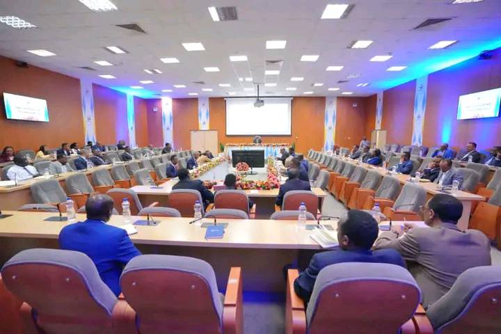 You are currently viewing በኢትዮጵያ ልማት፣ ዘላቂ ሰላምና ዲሞክራሲን እውን ለማድረግ የተያዙ ሀገራዊ ግቦች እንዲሳኩ ህዝቡን በንቅናቄ የማሳተፍ ስራዎች ሊጠናከሩ ይገባል ሲሉ አቶ አደም ፋራህ ገለጹ