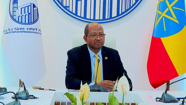 You are currently viewing የኢትዮጵያ ሀገራዊ ምክክር ኮሚሽን በዋና ዋና ሀገራዊ ጉዳዮች መግባባትን ለመፍጠር የጀመረው ሥራ ወሳኝ ምዕራፍ ላይ መድረሱን አፈ-ጉባኤ ታገሠ ጫፎ ገለፁ