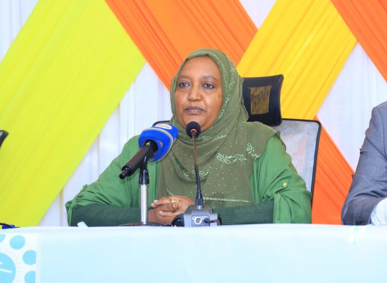 You are currently viewing በህዝብና በመንግስት መካከል ያለውን መደላድል ለመፍጠር የምክር ቤት አባላት በሀሳብና በተግባር ጥረታቸውን ሊያጠናክሩ እንደሚገባ ዋና አፈ-ጉባኤ ወይዘሮ ቡዜና አልከድር አሳሰቡ