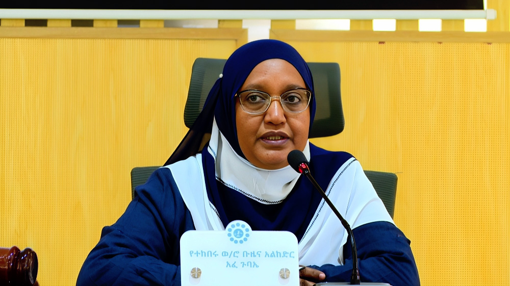 You are currently viewing አፈ ጉባኤ ወ/ሮ ቡዜና አልከድር ታላቁ የኢትዮጵያ ህዳሴ ግድብ በመጠናቀቁና ግዙፍ ሃገራዊ ፕሮጀክቶች በመጀመራቸዉ የእንኳን ደስ አላችሁ መልእክት አስተላለፉ