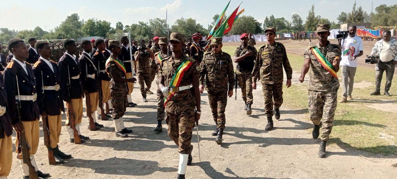 You are currently viewing በኢትዮጵያ የተገነባው ዘመናዊና ጠንካራ ሰራዊት የሀገርን ክብርና ሉአላዊነት በአስተማማኝ መልኩ የሚጠብቅ መሆኑን ጄኔራል አበባው ታደሰ ገለጹ