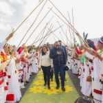 Read more about the article ጠቅላይ ሚኒስትር ዐቢይ አሕመድ(ዶ/ር) እና ቀዳማይት እመቤት ዝናሽ ታያቸው በባሌ ዞን በመገንባት ላይ ያለውን የዲንሾ ሎጅ እና የጌሴ የሳር ምድርን ጎበኙ