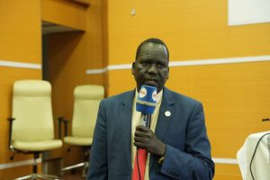 Read more about the article የተለያዩ ተቋማት የሚሰጡን አገልግሎቶች በቴክኖሎጂ በማዘመንና ቅንጅታዊ አሰራሮችን በመፍጠር በ2018 በጀት አመት ከ14 ቢሊዮን ብር በላይ ገቢ ለመሰብሰብ እየሰራ መሆኑን ባለስልጣኑ አስታወቀ፡፡