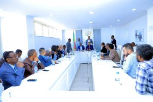 Read more about the article ከ 2.7 ቢሊየን ብር በላይ በሆነ ወጪ በ7 አካባቢዎች የከርሰ ምድር ውሃ ጉድጓድ ቁፋሮ ሊከናወን ነው