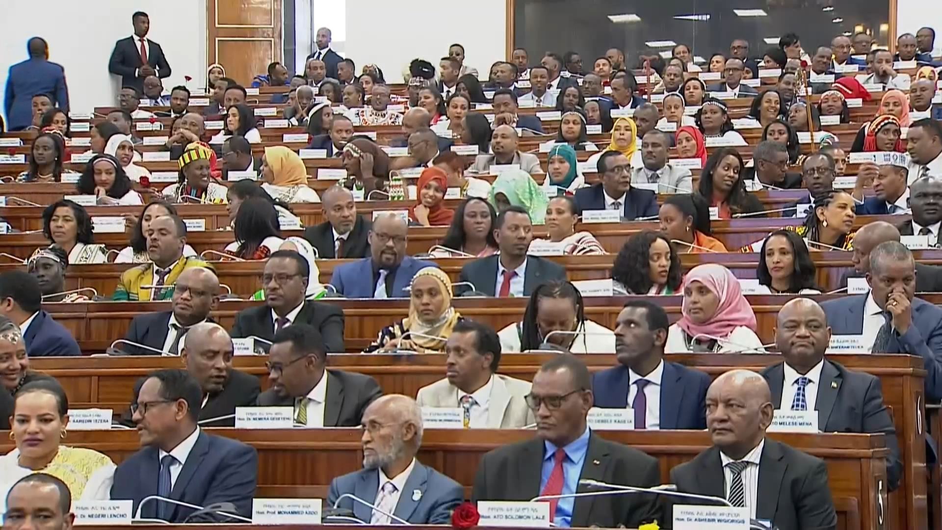 You are currently viewing የባህር በር ጥያቄን በሰላማዊ መንገድ ለመመለስ የሚደረጉ ጥረቶች የዜጎችን ፍላጎት ያማከለ መሆኑን የመዲናዋ ነዋሪዎች ገለጹ