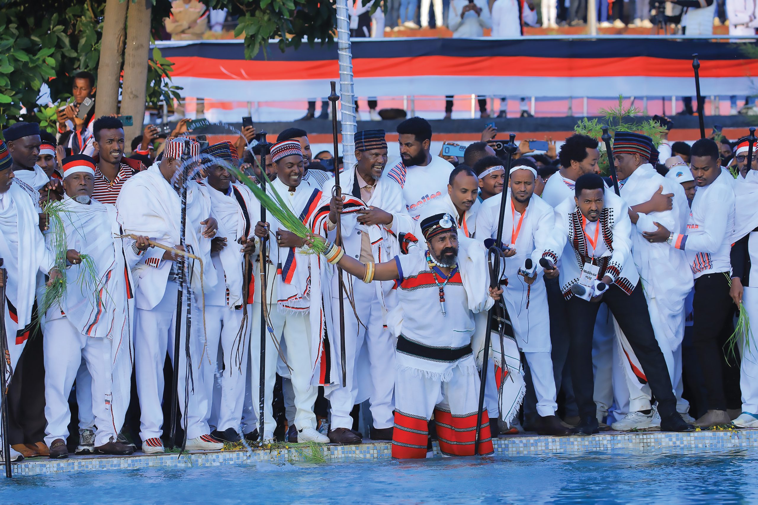 You are currently viewing   • የበዓሉ እሴቶች ኢትዮጵያ ወደ ልማት፣ ዘላቂ ሰላምና ብልፅግና ለመሸጋገር ለምታደርገው ጥረት ተምሳሌት መሆን እንደሚችል ተጠቁሟል