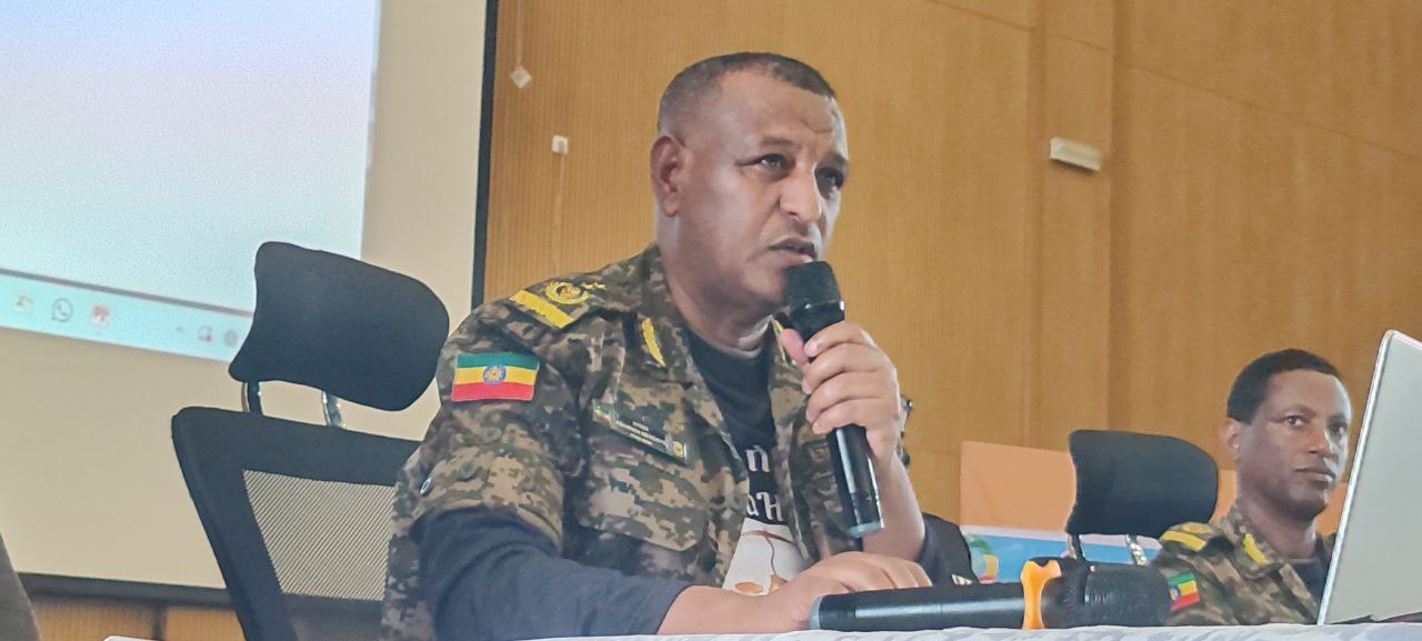 You are currently viewing የሀገርን ክብርና ሉአላዊነት ለማስከበር የሚያስችል የተሟላ ዝግጁነትና አቅም ያለው ሰራዊት መገንባቱን ሜጀር ጀነራል አዳምነህ መንግስቴ ገለጹ