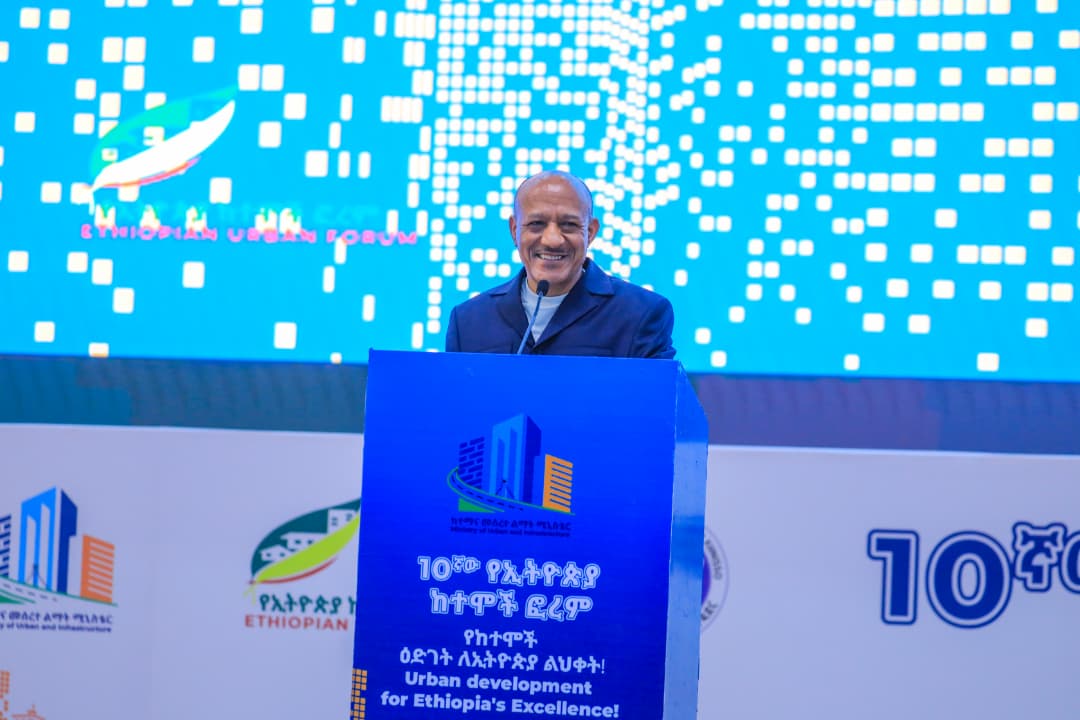 You are currently viewing ምክትል ጠቅላይ ሚኒስትር ተመስገን ጥሩነህ ኢትዮጵያ ወደ ብልጽግና የምታደርገውን ጉዞ በማፋጠን ከተሞቻችን ከፍተኛ ሚና አላቸው ሲሉ ገለጹ