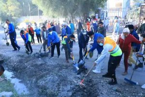 Read more about the article ፅዱና ምቹ የመኖሪያ አካባቢን መፈጠር የከተሜነት መገለጫ ከሚባሉ መለኪያዎች ውስጥ አንዱ በመሆኑ የከተማዋ ነዋሪዎች የመኖሪያ አካባቢያቸውን ፅዱና ጤናማ የማድረግ ሃላፊነታቸውን ሊወጡ ይገባል