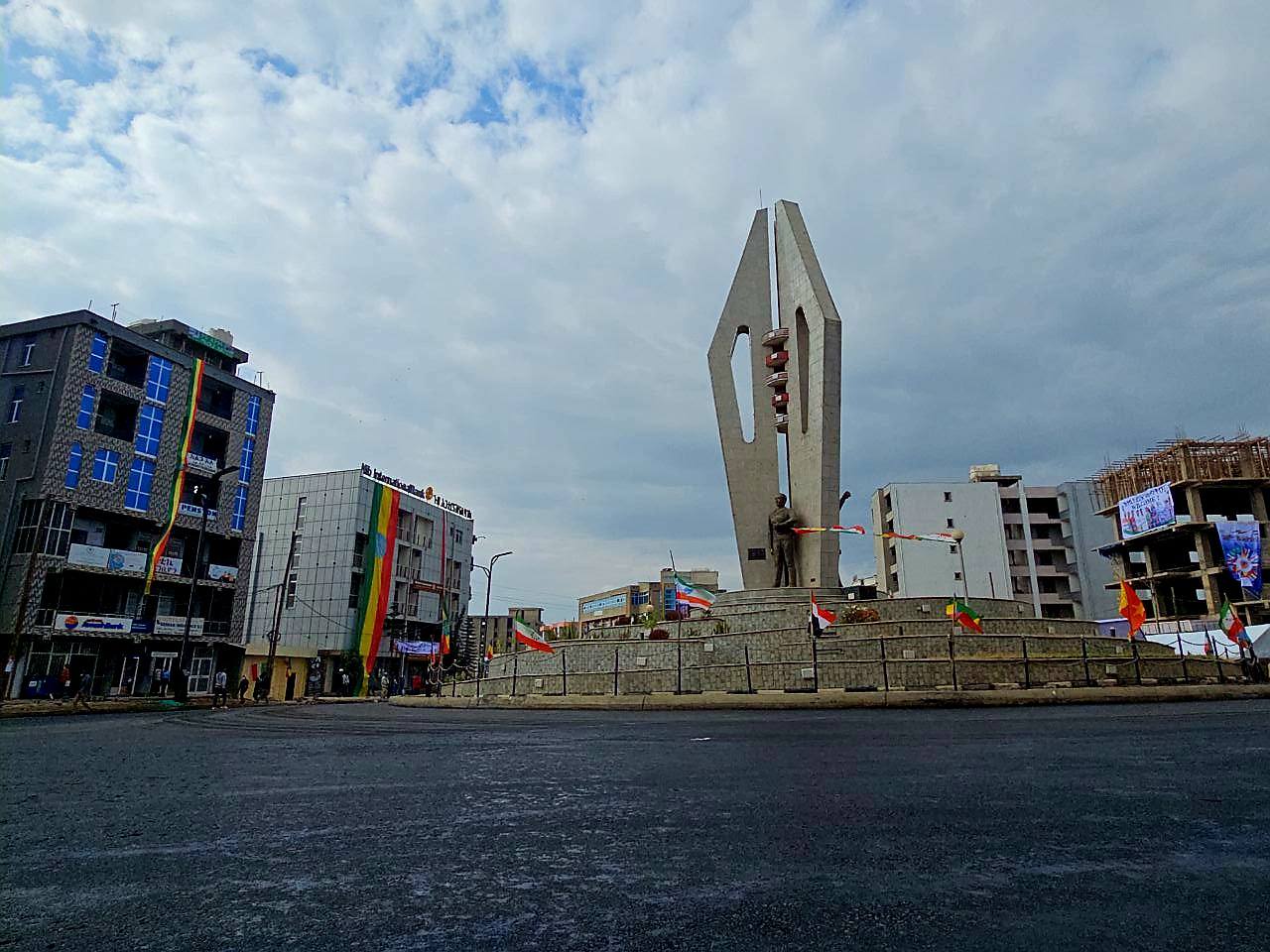 You are currently viewing ኮ/ል በዛብህ ጴጥሮስ ማናቸዉ?