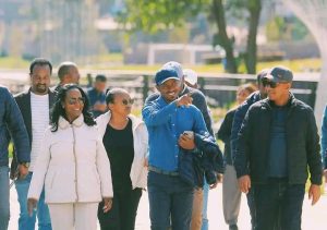 Read more about the article ከንቲባ አዳነች አቤቤ ከኡራኤል ብራስ ፣ቦሌ መድኃኔዓለም ጎላጎል እስከ እንግሊዝ ኤምባሲ የሚዘልቀውን የኮሪደር ልማት ፕሮጀክት እና የፒኮክ (ማዕከላዊ) ፓርክ ግንባታን መገምገማቸዉን ገለጹ