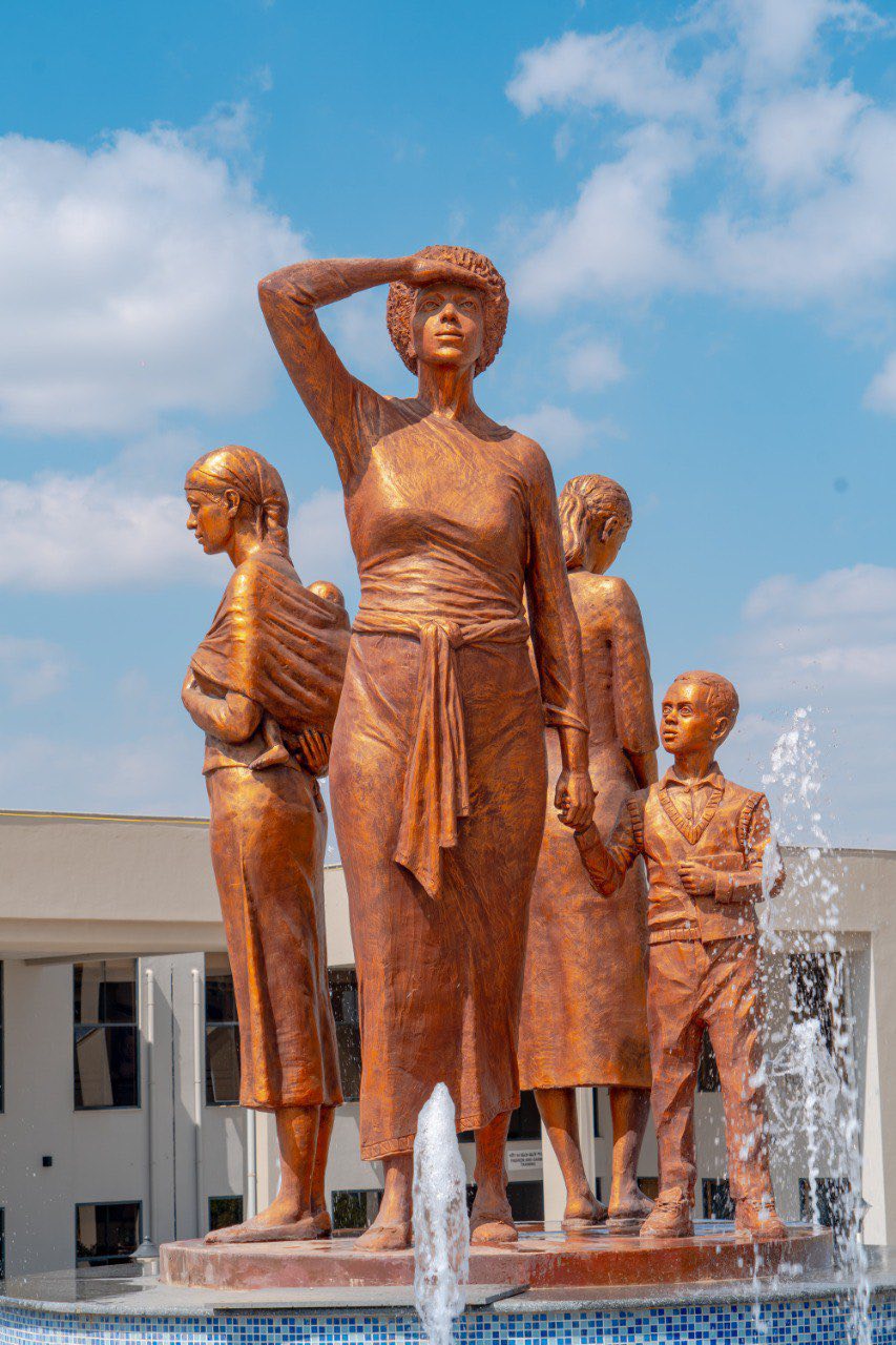 You are currently viewing ከንቲባ አዳነች አቤቤ የእኛን ህይወት እንደታደጉት ሁሉ እኛም ከራስ አልፈን የሌሎችን ህይወት ለመታደግ በቅተናል ሲሉ ለነገዋ የሴቶች የተሃድሶና የክህሎት ማበልፀጊያ ማዕከል ሰልጣኞች ገለጹ