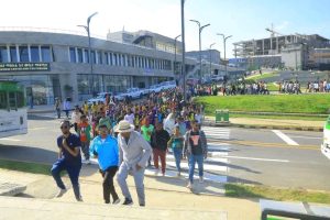 Read more about the article ከፒያሳ አከባቢ በልማት ምክንያት ለተሻለ ኑሮ ወደ ንፋስ ስልክ ላፍቶ ክፍለ ከተማ የሄዱ ነዋሪዎች የቀድሞ መንደራቸውን ፒያሳ አራዳ ፓርክን እና አከባቢውን ጎብኝተዋል