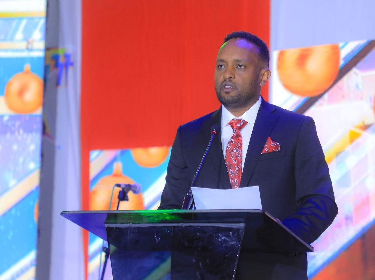 You are currently viewing አዲስ ሚዲያ ኔትዎርክ በኪነ ጥበብ ዘርፉ ሙያና ሙያተኛውን በማገናኘትና ኪነ ጥበብን በማሳደግ የትውልድ ድምፅ ሆኖ በማገልገል ላይ እንደሚገኝ የአዲስ ሚዲያ ኔትዎርክ ዋና ስራ አስፈጻሚ አቶ ካሳሁን ጎንፋ ገለጹ