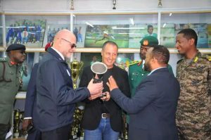 Read more about the article የዓለም አቀፉ ወታደራዊ ስፖርት ካውንስል ፕሬዝዳንት የመቻል ስፖርት ክለብን ጎበኙ