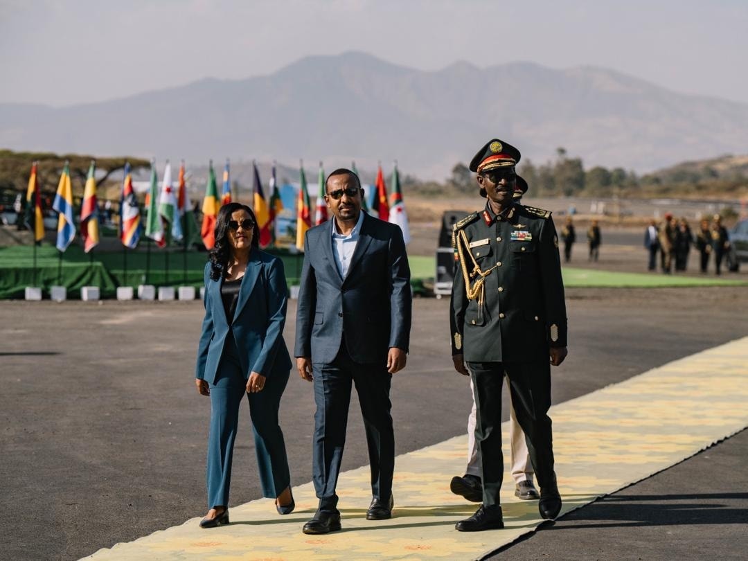 You are currently viewing ጠቅላይ ሚኒስትር ዐቢይ አሕመድ (ዶ/ር)የአቪዬሽን ኤክስፖዉ በማደግ ላይ ያለውን የኢትዮጵያ የአፍሪካ አቪዬሽን ማዕከልነት ሚናን የሚያጠናክር መሆኑን ገለጹ