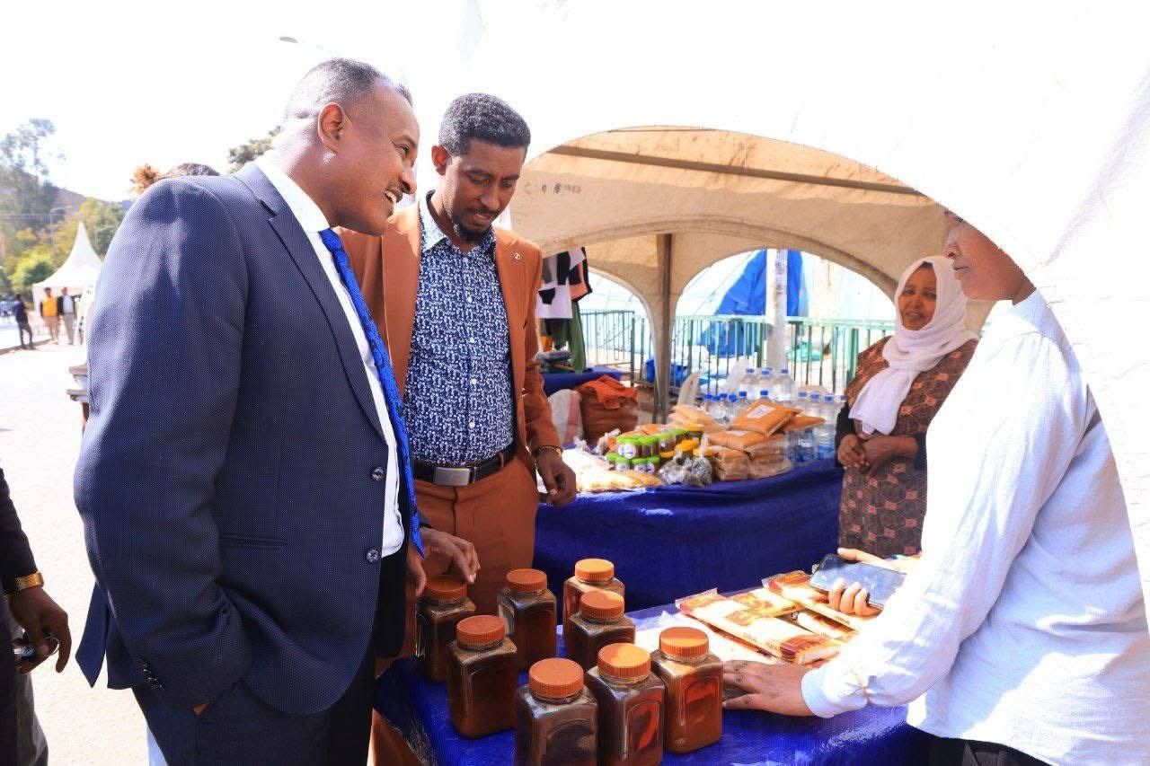 You are currently viewing የገና ባዛሮች ለአዲስ አበባ ነዋሪዎች አማራጭ ገበያ ይፈጥራሉ