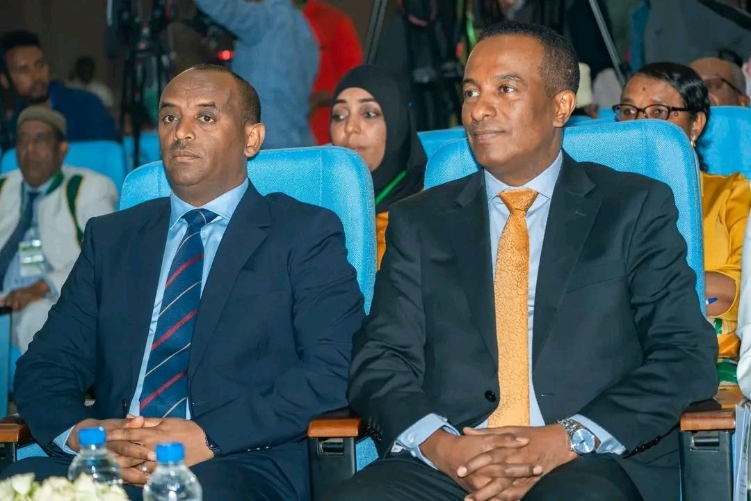 You are currently viewing ለአሰባሳቢ የወል ትርክት ግንባታ በፖሊሲ የታገዘ ተቋማዊ ቅርጽ መፍጠርና የአሠራር መርሆዎችን ማዘጋጀት ይገባል