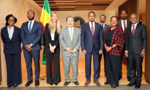 Read more about the article የዓለም ባንክ ለኢትዮጵያ የልማት አጀንዳ የሚያደርገውን ድጋፍ በዘላቂነት ለመቀጠል ቁርጠኛ ነው – የባንኩ ማኔጂንግ ዳይሬክተር ዌንቻይ ዣንግ