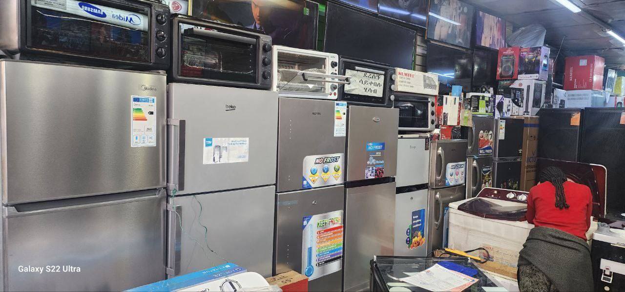 You are currently viewing በመዲናዋ በኤሌክትሮኒከስ ንግድ ላይ በተሰማሩ ነጋዴዎች ላይ በተካሄደ የታክስ ኦፕሬሽን በ6 የንግድ ድርጅት ያለደረሰኝ ሽያጭ ሲፈፅሙ የተገኙ 9 ግለሰቦች በቁጥጥር ስር ዋሉ