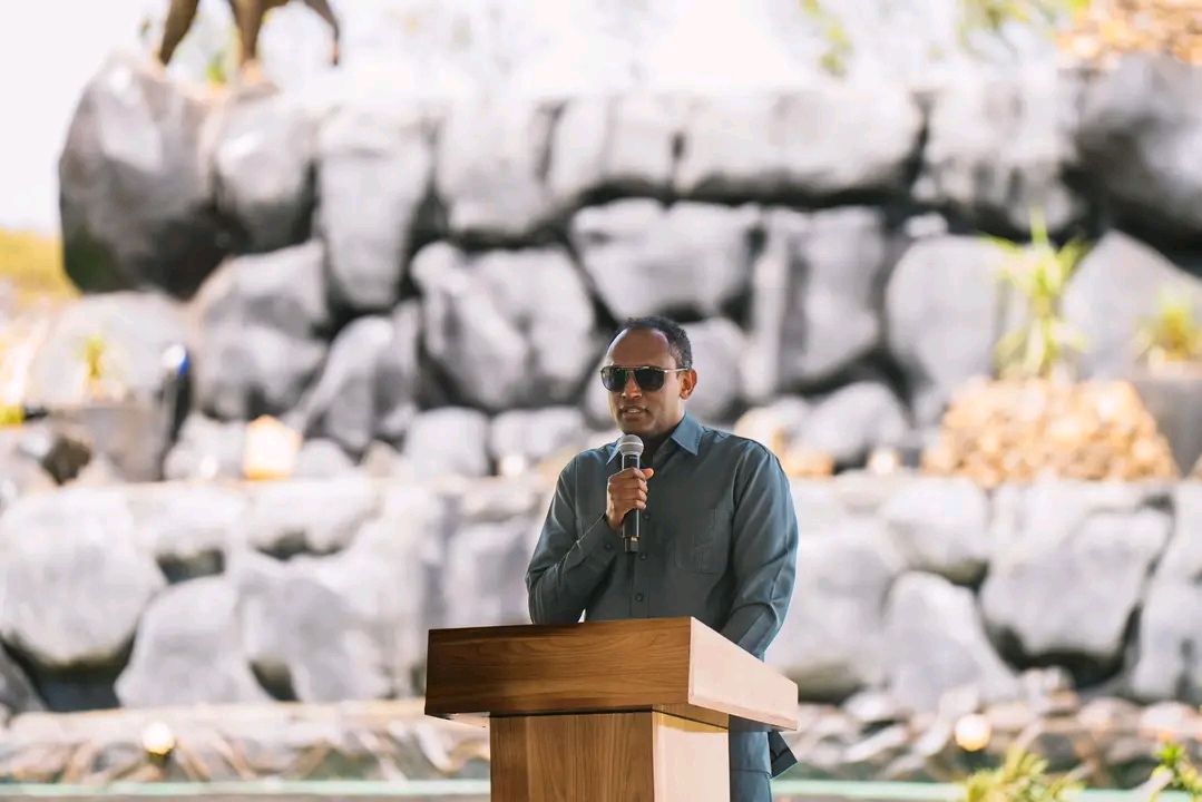 You are currently viewing መንግስት በየአካባቢው ያሉ ሀብቶችን በመግለጥ የሚያከናውናቸው ስራዎች የኢትዮጵያን ብልጽግና የሚያረጋግጡ ናቸው – አብርሃም በላይ(ዶ/ር)