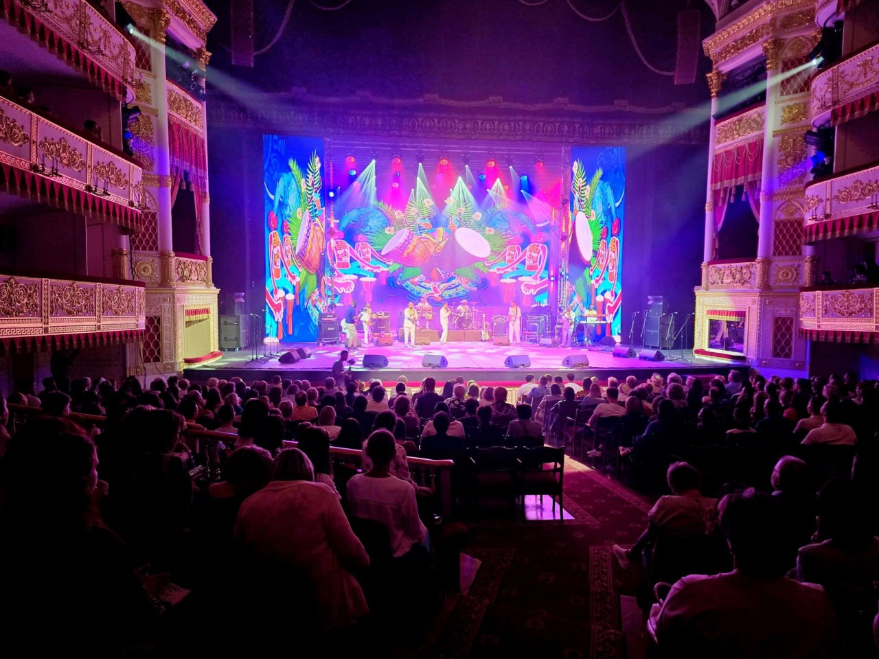 You are currently viewing የጥበብ ዲፕሎማሲ – ድንበር ተሻጋሪው “ገር ኃይል”