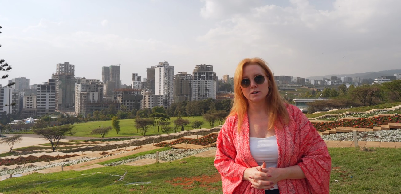 You are currently viewing አዲስ አበባ ካሰብኩት በላይ ሆና አገኘኋት፤ ቀድሞ የሰማሁትና አሁን የታዘብኩት አልተገጣጠሙልኝም – እንግሊዛዊቷ ኬሪ ፓትሳሊስ