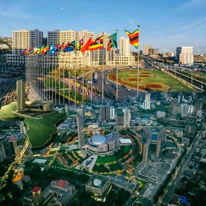 ከንቲባ አዳነች አቤቤ በመዲናዋ የተካሄዱት ጉባዔዎች ከወትሮው በተለየ በታላቅ ድምቀትና ስኬት እንዲጠናቀቁ የላቀ ትብብርና ታጋት ያደረጉ አካላትን በሙሉ አመሰገኑ