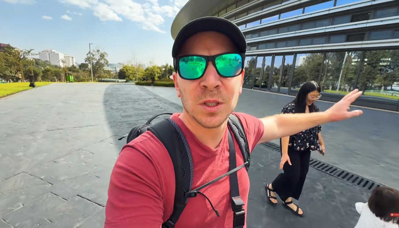 You are currently viewing ይህቺ የቀድሞዋ አዲስ አበባ አይደለችም፤ በአፍሪካ ምርጥ እና ዘመናዊ የሆነችዉ አዲሷ አዲስ አበባ ነች – ካናዳውያኑ ጥንዶች