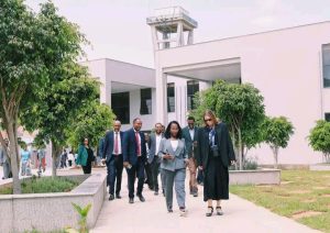 Read more about the article ከንቲባ አዳነች አቤቤ ከቺልድረን ኢንቨስትመንት ፈንድ ፋውንዴሽን ዋና ሥራ አስፈጻሚ ጋር በመሆን ለነገዋ የሴቶች ተሃድሶና ክህሎት ማበልፀጊያ ማዕከልን ምልከታ አደረጉ