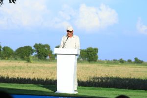 Read more about the article ሉዓላዊነት ማለት ዳር ድንበርን ከመጠበቅ ባሻገር፣ የዜጎችን አንገት የሚያስደፋውን የልመና እጅ ሰብሮ በራስ ምርት መቆም ነው- ምክትል ጠቅላይ ሚኒስትር አቶ ተመሰገን ጥሩነህ