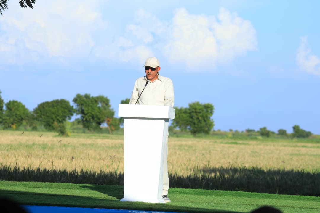 You are currently viewing ሉዓላዊነት ማለት ዳር ድንበርን ከመጠበቅ ባሻገር፣ የዜጎችን አንገት የሚያስደፋውን የልመና እጅ ሰብሮ በራስ ምርት መቆም ነው- ምክትል ጠቅላይ ሚኒስትር አቶ ተመሰገን ጥሩነህ