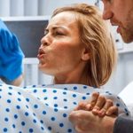 Read more about the article በምጥ ወይስ በቀዶ ህክምና መውለድ ይመከራል?