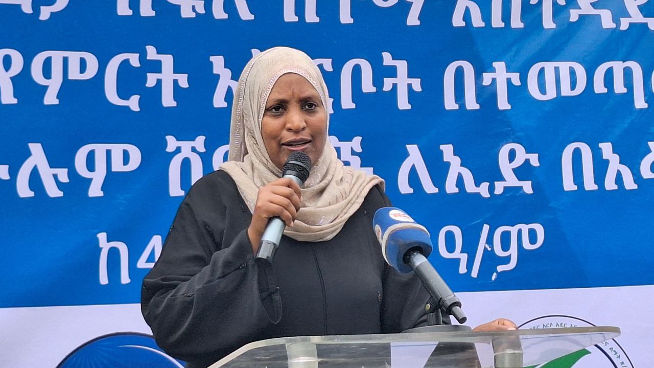 You are currently viewing ከነፃው ገበያ ከ15 እስከ 20 በመቶ ቅናሽ ያለው ባዛር ተከፈተ