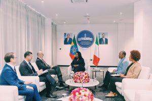 Read more about the article ከንቲባ አዳነች አቤቤ አዲስ ከተሾሙት በኢትዮጵያ የጣሊያን ባለሙሉ ስልጣን አምባሳደር ሴም ፋብሪዚ ጋር ተወያዩ