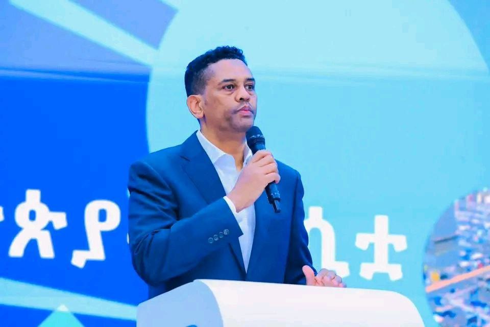 You are currently viewing ኢትዮጵያ በአፍሪካ ግዙፍ ኢኮኖሚ ከገነቡ ሀገራት ተርታ ተሰልፋለች – ዶ/ር ካሳሁን ጎፌ