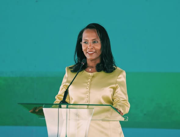 You are currently viewing ለሕዝባችን የገባነውን ቃል በተግባር መፈፀም ተከታታይነት ያለው የማያቋርጥ ተግባር ሆኗል – ከንቲባ አዳነች አቤቤ