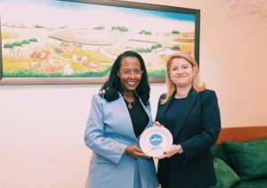 Read more about the article ከጣሊያን የውጭ ጉዳይና ዓለም አቀፍ ትብብር ምክትል ሚኒስትር ማሪያ ትሪፖዲ ጋር የወንዝ ዳርቻ ልማትና የአካባቢ ጥበቃ ስራዎችን ጎብኝተናል – ከንቲባ አዳነች አቤቤ