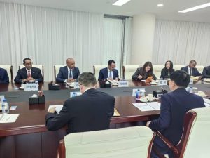 Read more about the article የቻይና የፋይናንስ ተቋማት ለኢትዮጵያ የልማትና ኢኮኖሚ ማሻሻያ ድጋፍ ማድረጋቸውን እንደሚቀጥሉ አረጋገጡ