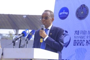 Read more about the article ፖሊስ የተሰጠውን ህግን የማስከበር ተልዕኮ በውጤት ከማከናወን ባለፈ ራሱን በስፖርት በማዳበር ሃገር አቀፍና የከተማ ተልእኮዎችን በአገባቡ መወጣቱን አጠናክሮ እንደሚቀጥል ተገለጸ
