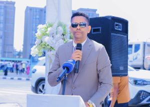 Read more about the article የዜጎችን የኑሮ ጫና ለማቅለል በሀገሪቱ ዋና ዋና ከተሞች የቅዳሜና እሁድ ገበያዎችን መክፈት ተችሏል- የንግድና ቀጠናዊ ትስስር ሚኒስትር ካሳሁን ጎፌ (ዶ/ር)