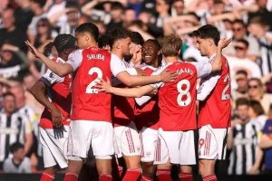 Read more about the article አርሰናል በኤብሪቼ ኤዜ ግብ ወደ መሪነቱ ተመለሰ