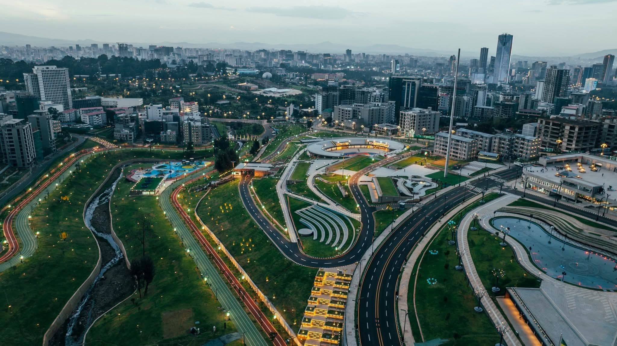 You are currently viewing የአህጉሪቱ የማህበራዊ ሚዲያ ተፅዕኖ ፈጣሪዎችን ልብ የማረከችው አዲስ አበባ