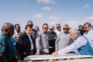 Read more about the article በጎዴ እየተገነባ ያለው የ3 ሚሊዮን ቶን ማዳበሪያ ፋብሪካ ግንባታ በአጠረ ጊዜ ለማጠናቀቅ እየተሰራ ነው -ጠቅላይ ሚኒስትር ዐቢይ አሕመድ(ዶ/ር)