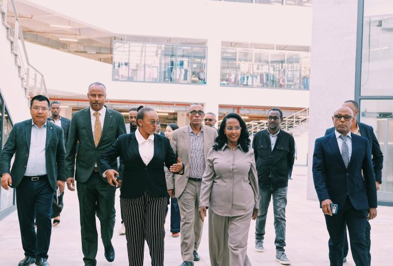 በከተማችን መሃል ፒያሳ ላይ ያስገነባነውን የአድዋ የገበያ ማዕከልና የትራንስፓርት ተርሚናል ለአገልግሎት ክፍት አድርገናል - ከንቲባ አዳነች አቤቤ