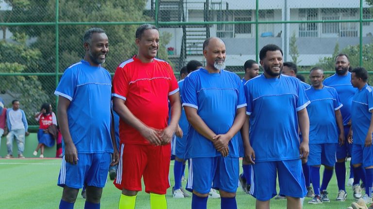 የአዲስ አበባ ከተማ ተፎካካሪ የፖለቲካ ፓርቲዎች 7ኛውን ጠቅላላ ምርጫ ምክንያት በማድረግ የወዳጅነት ስፖርታዊ ውድድር አካሄዱ