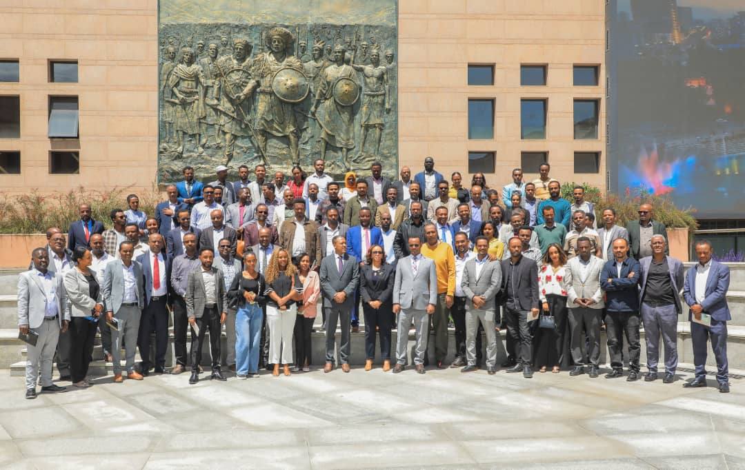 You are currently viewing የዲሞክራሲ ልምምድ የመቅረጽ፣ የመግራት፣ የማስፋት እና የማጽናት ሚና የሚዲያው የቤት ሥራ ሊሆን ይገባል